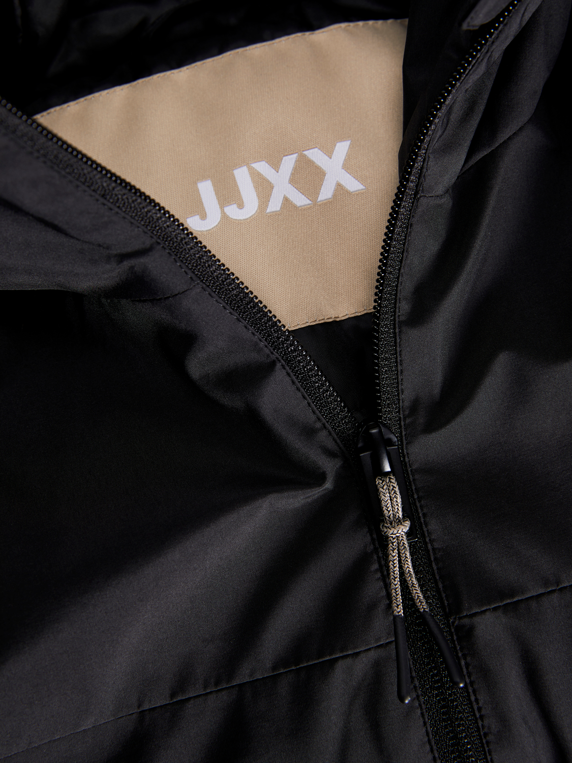 model_shot-detail
